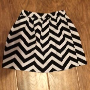 Girls 6x Skirt